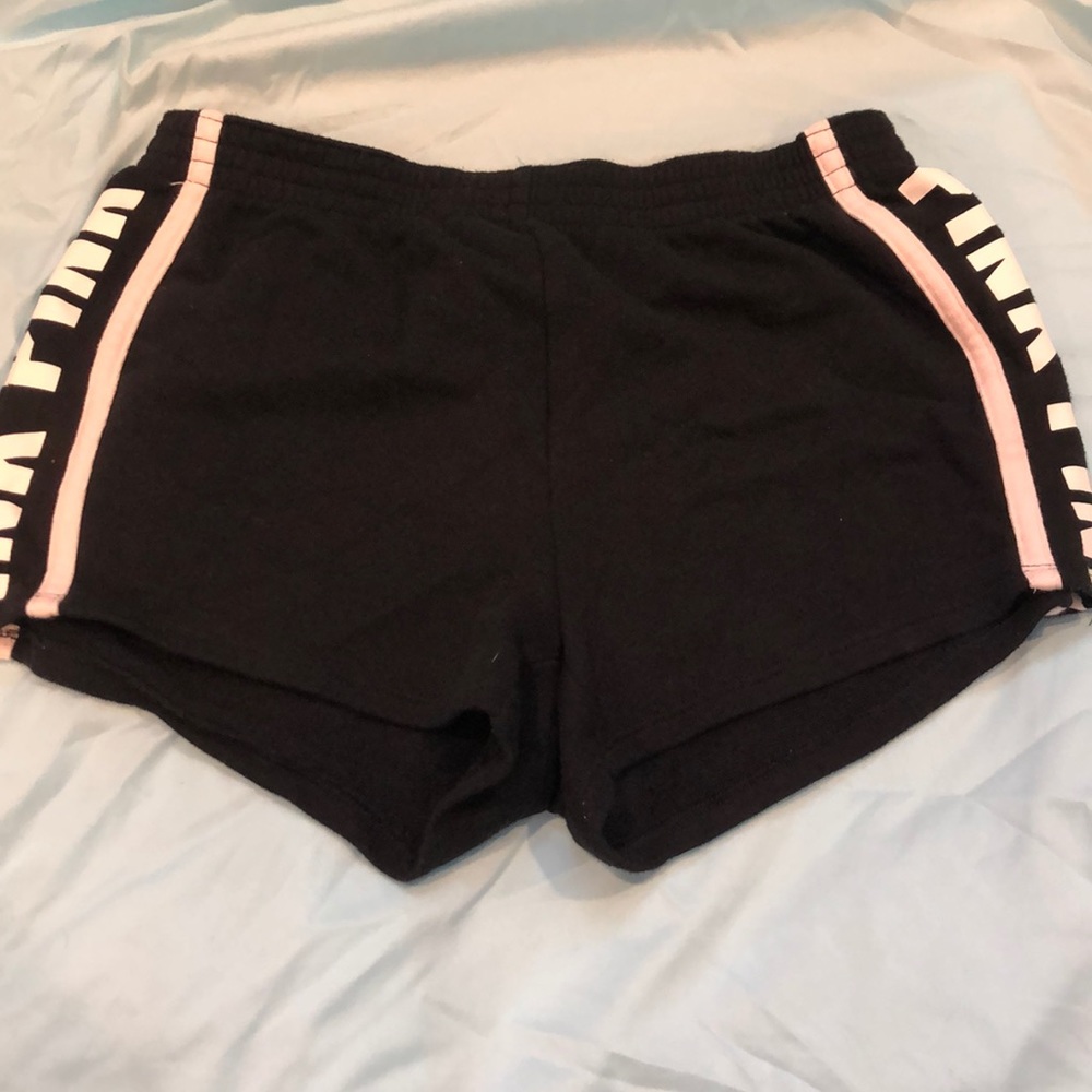 Comfy pink shorts